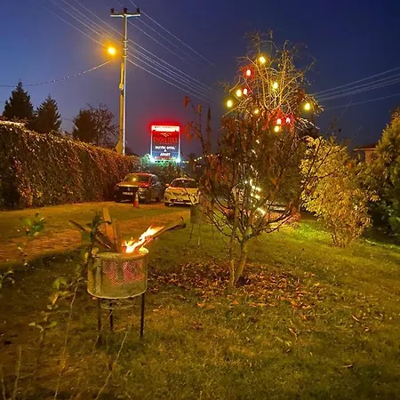 מלון דירות Snow Hill House