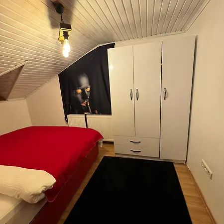 Snow Hill House Aparthotel 4*