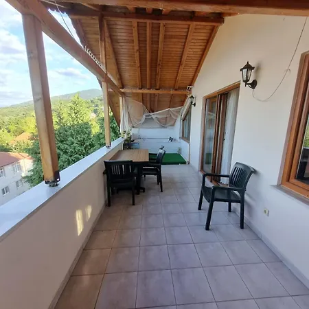 מלון דירות Snow Hill House קארטפה