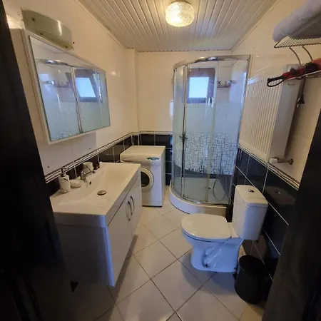 מלון דירות Snow Hill House